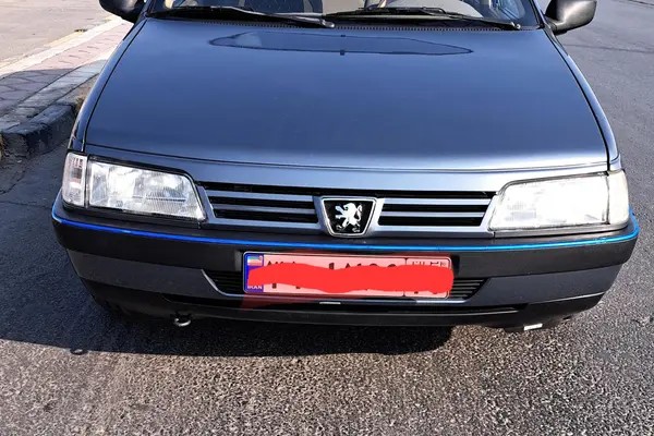 پژو، 405