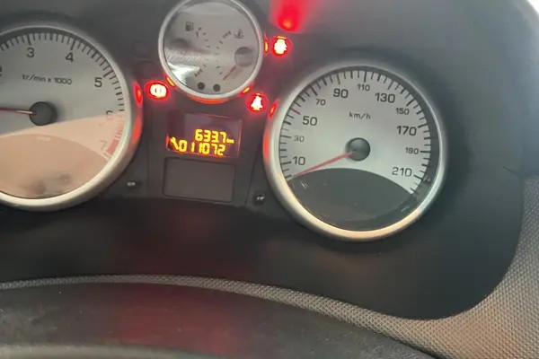 پژو، 207