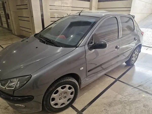 پژو، 206