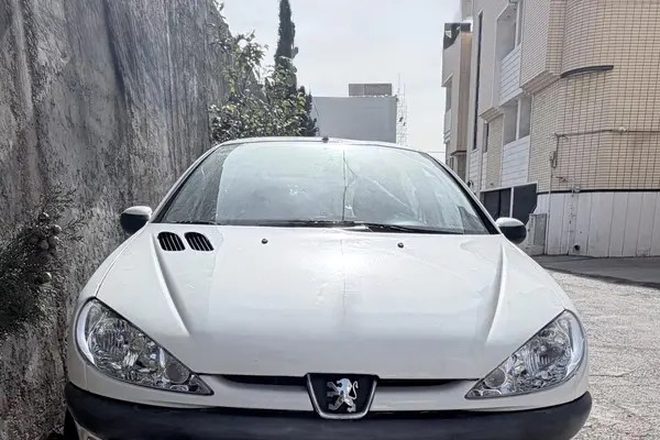 پژو، 206