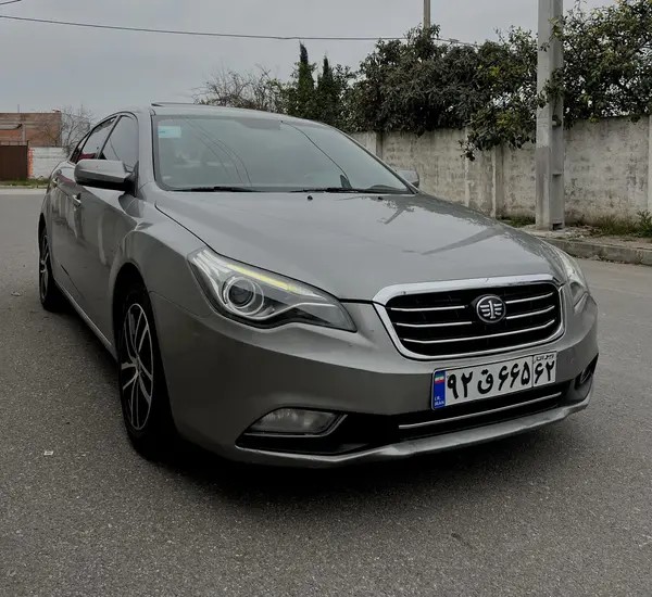 بسترن، B50F