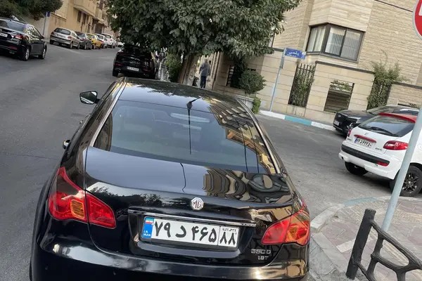ام جی، 550