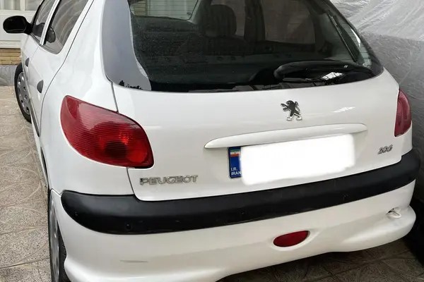 پژو، 206