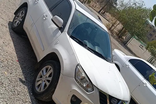 ام وی ام، X33