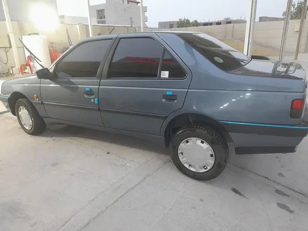 پژو، 405