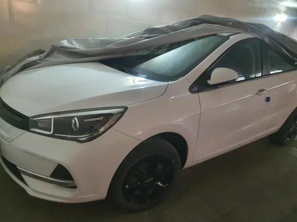 ام وی ام، آریزو 5ev