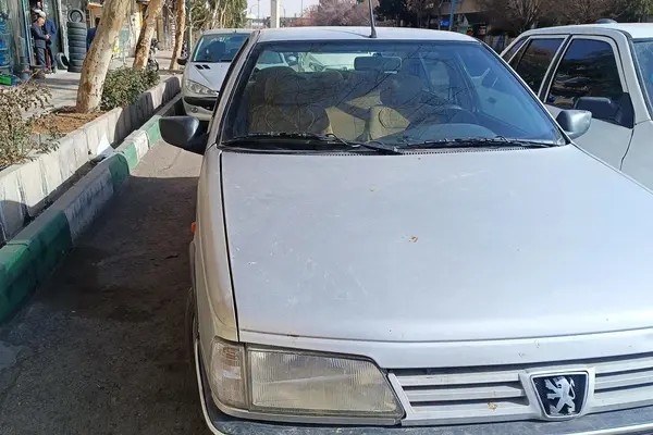 پژو، 405