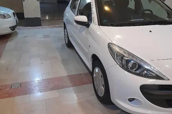پژو، 207