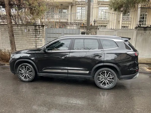 فونیکس، تیگو 8 پرو هیبرید (F8 PRO PHEV)