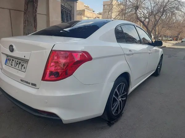 بسترن، B50F