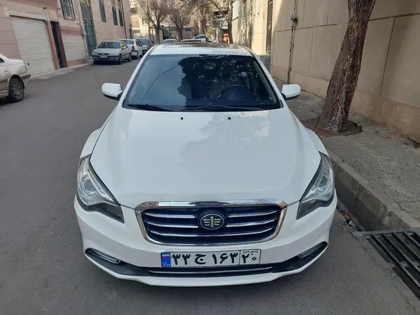بسترن، B50F