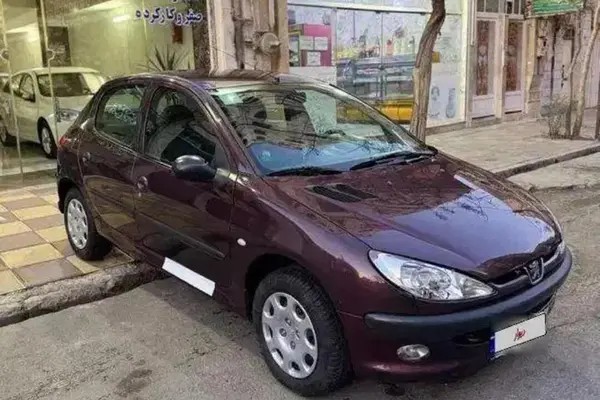 پژو، 206