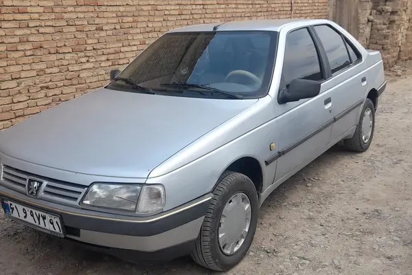 پژو، 405
