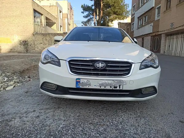 بسترن، B50F