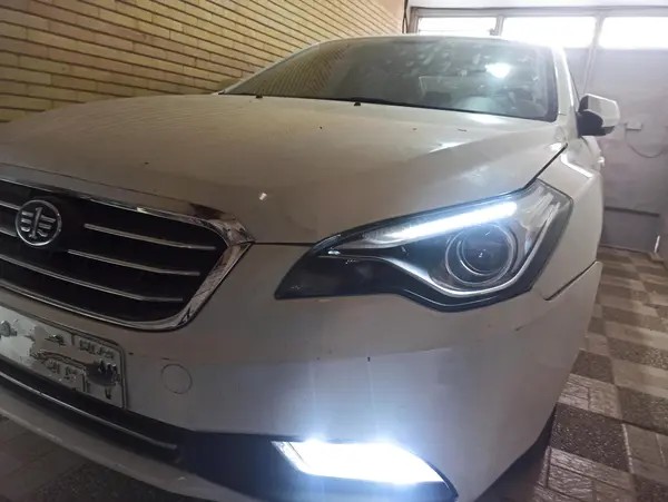 بسترن، B50F