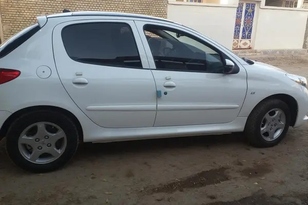 پژو، 207