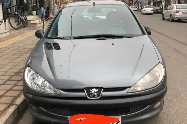 پژو، 206