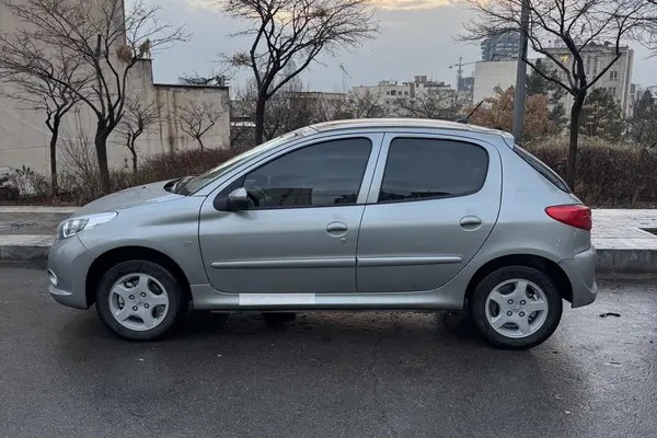 پژو، 207