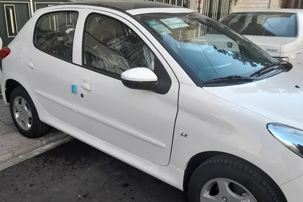 پژو، 207