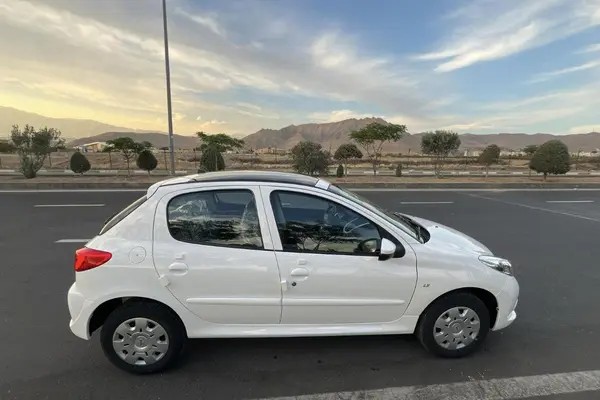 پژو، 207
