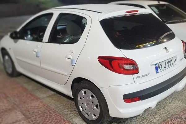 پژو، 207