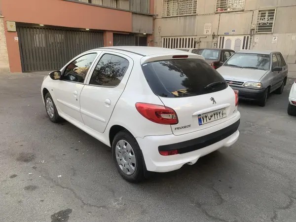 پژو، 207