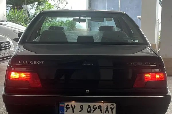 پژو، 405