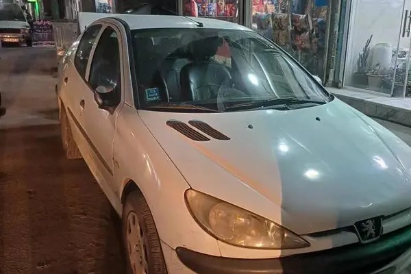 پژو، 206 SD
