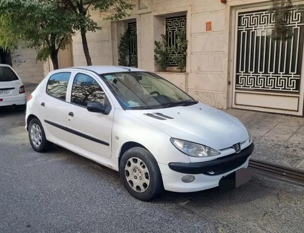 پژو، 206