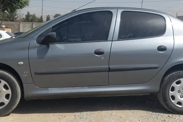 پژو، 206 SD