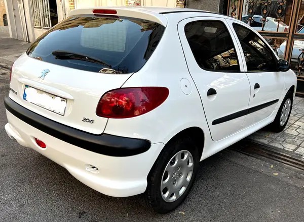 پژو، 206