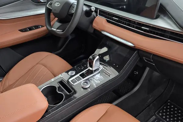 فونیکس، تیگو 8 پرو هیبرید (F8 PRO PHEV)