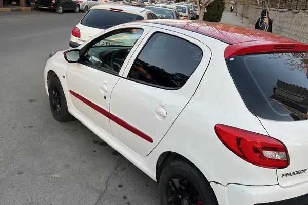 پژو، 207