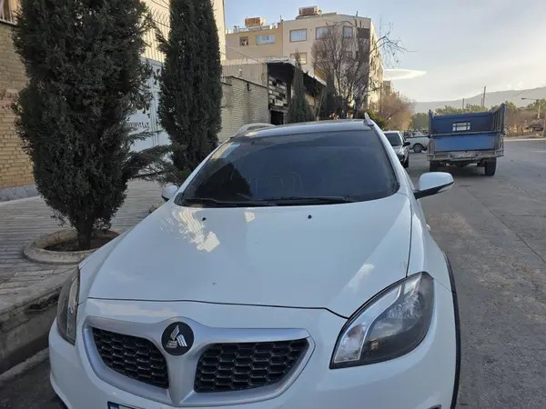 برلیانس، کراس