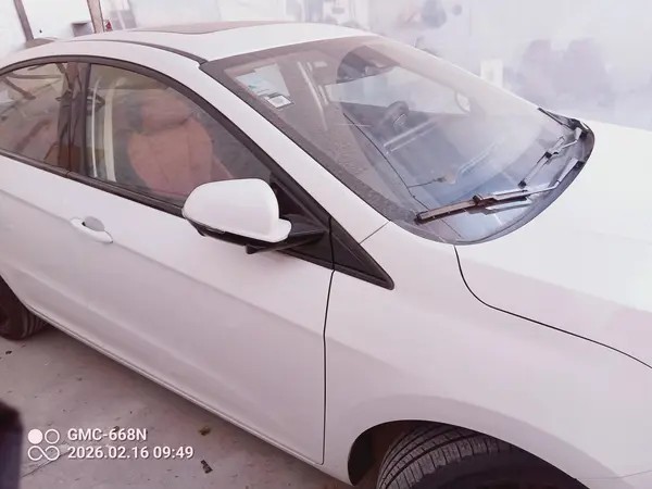 فونیکس، آریزو 6 جی تی (Z6 GT)