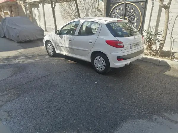 پژو، 207