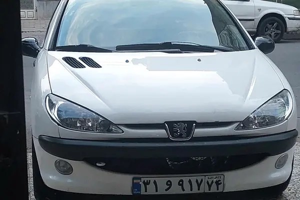 پژو، 206