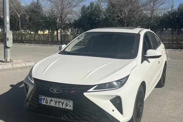 فونیکس، آریزو 6 جی تی (Z6 GT)
