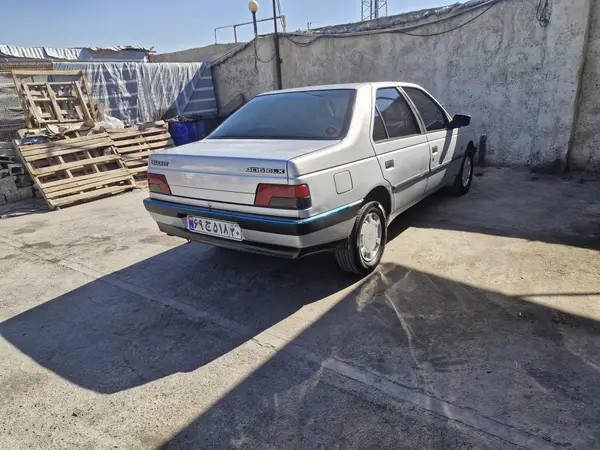 پژو، 405