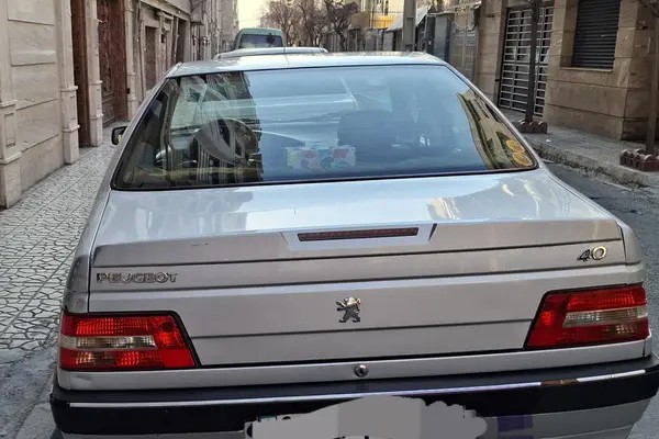 پژو، 405