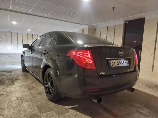 بسترن، B50F