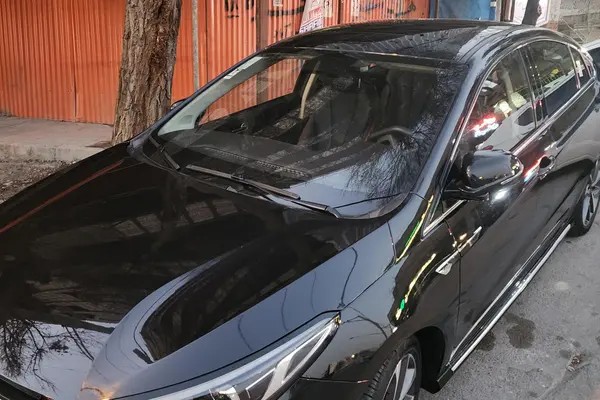 فونیکس، آریزو 6 پرو