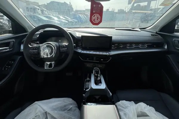 ام جی، GT