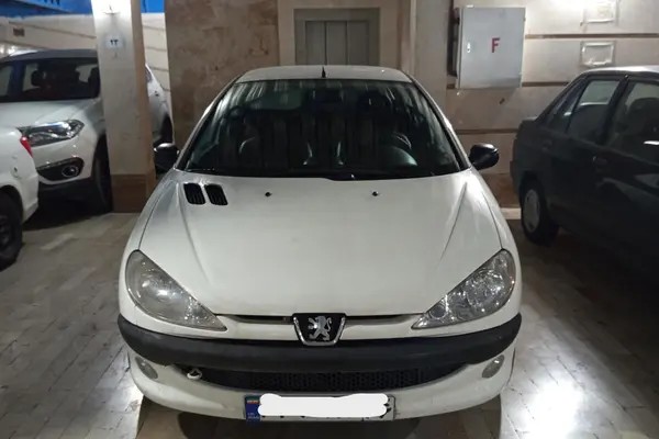 پژو، 206