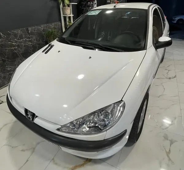 پژو، 206 SD