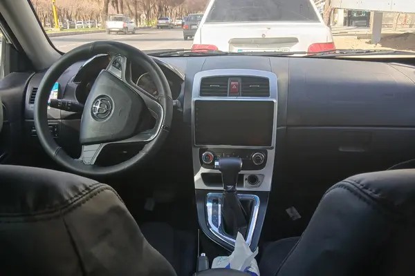 برلیانس، H330