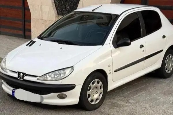 پژو، 206
