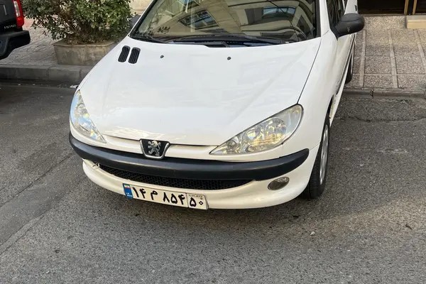 پژو، 206