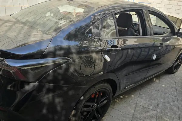 فونیکس، آریزو 6 جی تی (Z6 GT)