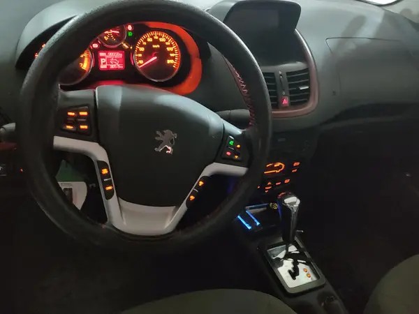 پژو، 207